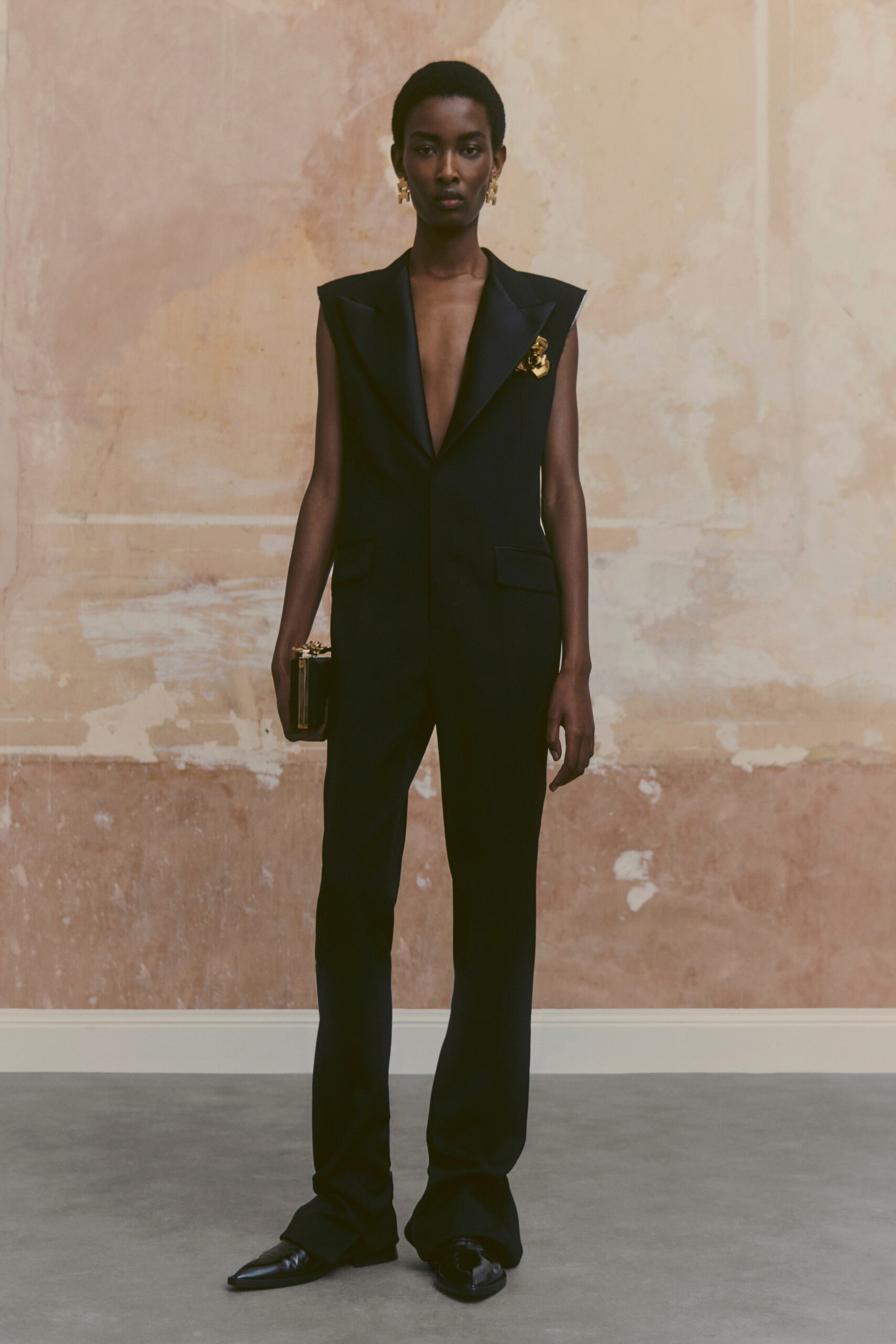 Victoria Beckham Resort 24 Look 17