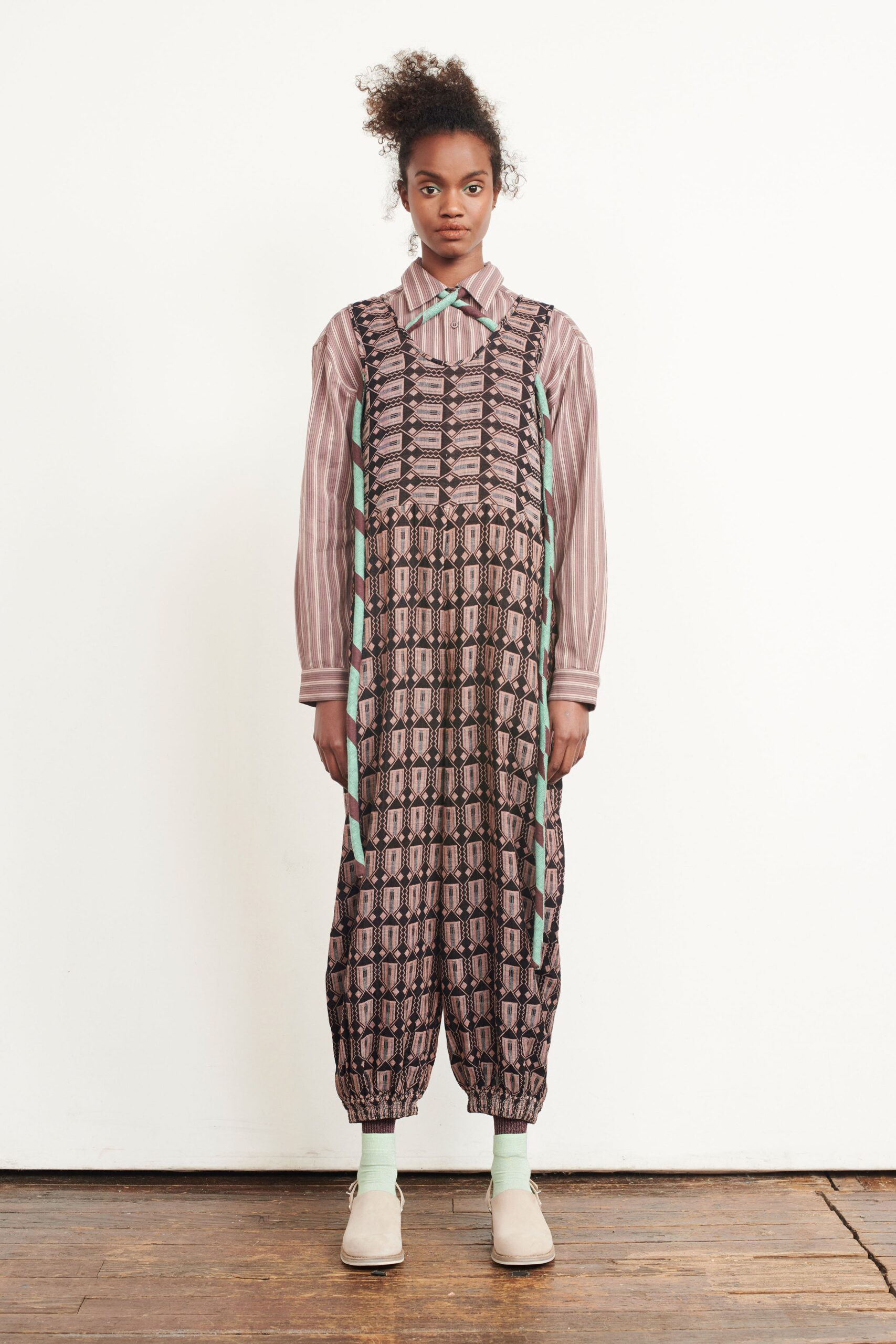 pink cotton sleeveless relaxed printed pockets jumpsuit