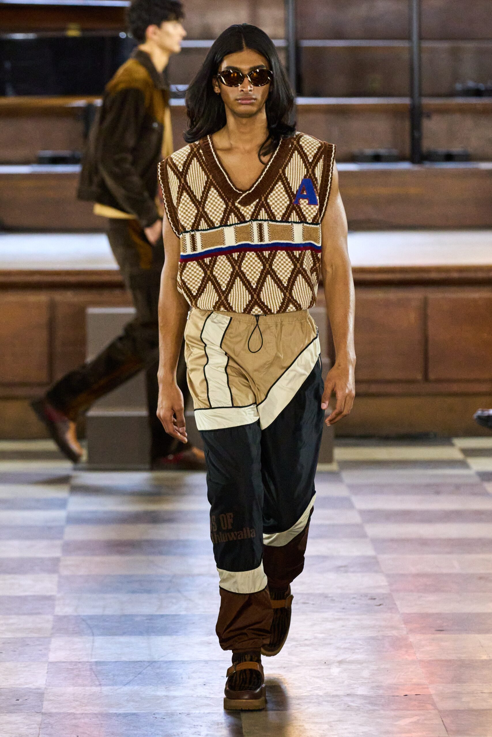 brown cotton sleeveless v-neck relaxed embroidered top