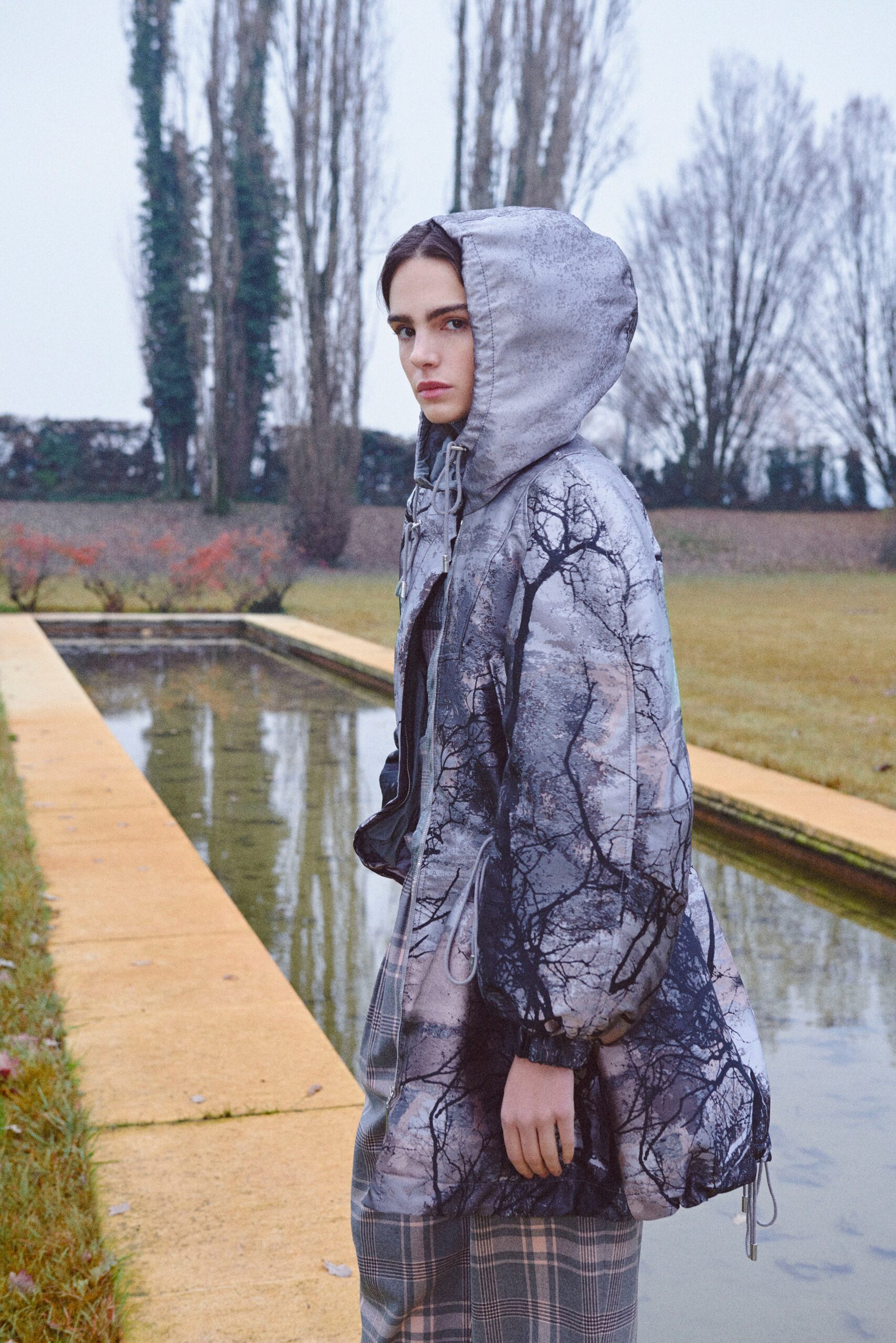 gray vinyl hooded relaxed printed jacket