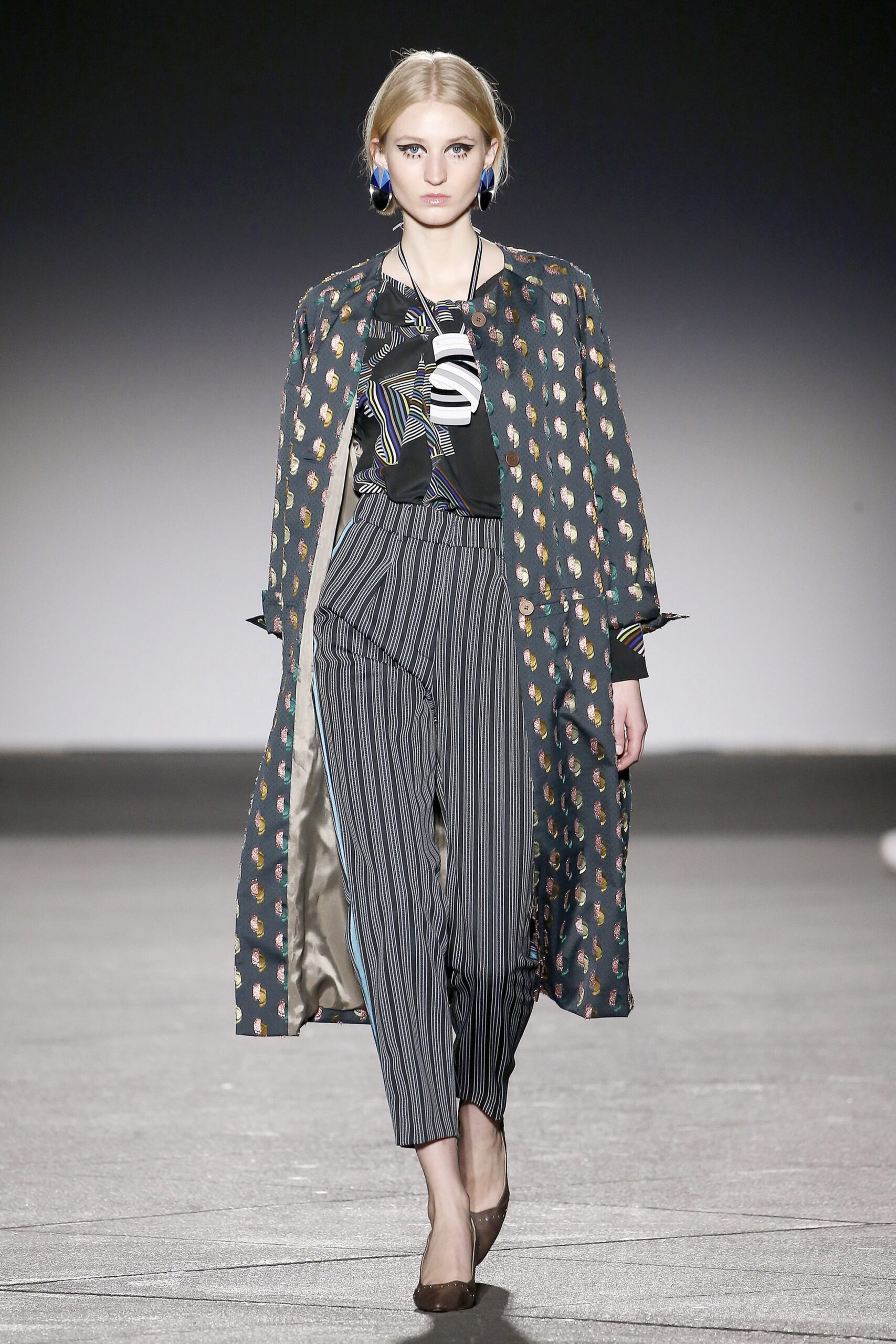 multi printed coat with fitted top