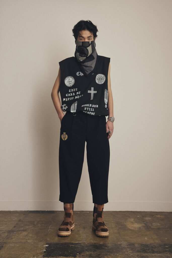 black relaxed vest and pants