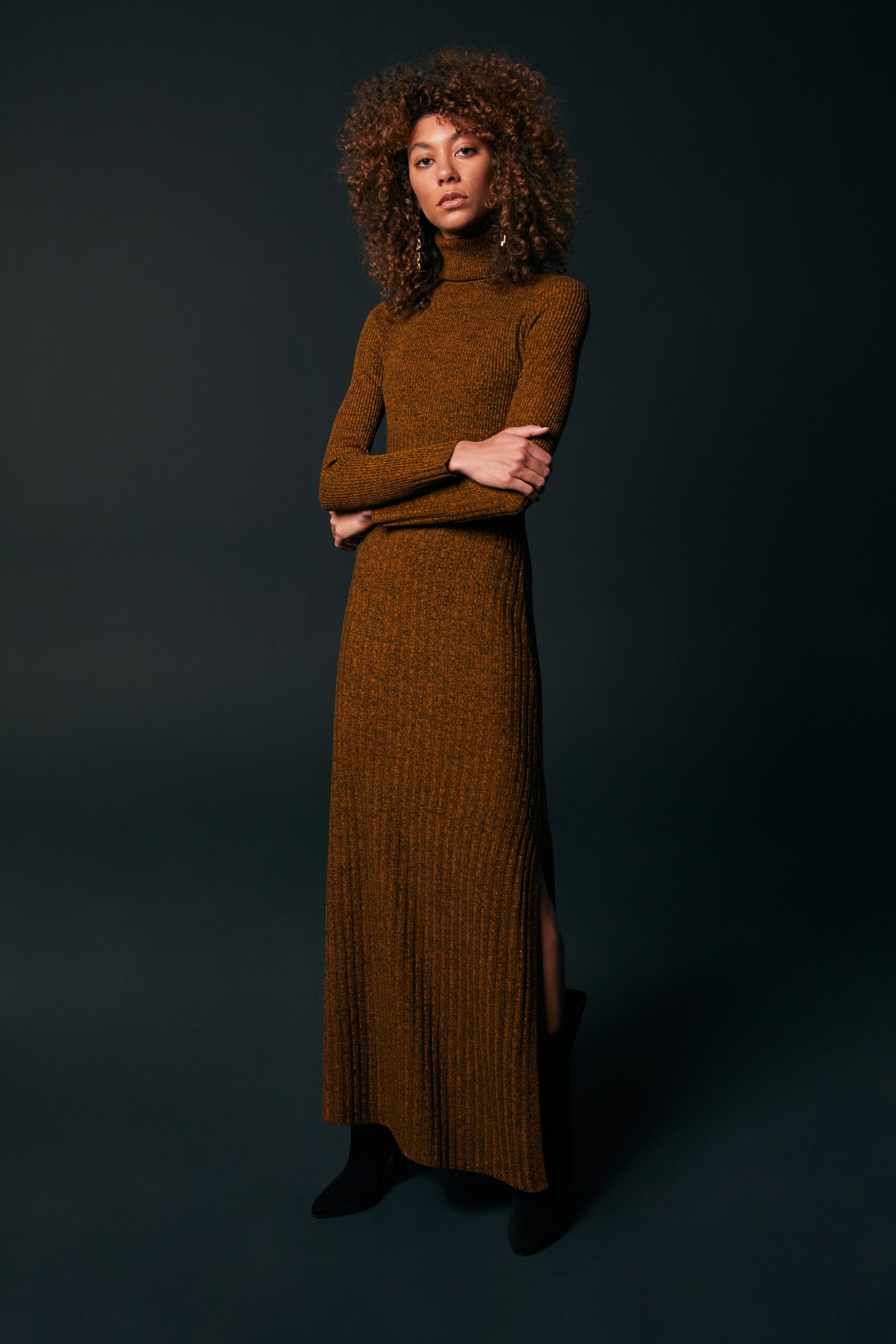 brown fitted knit maxi dress