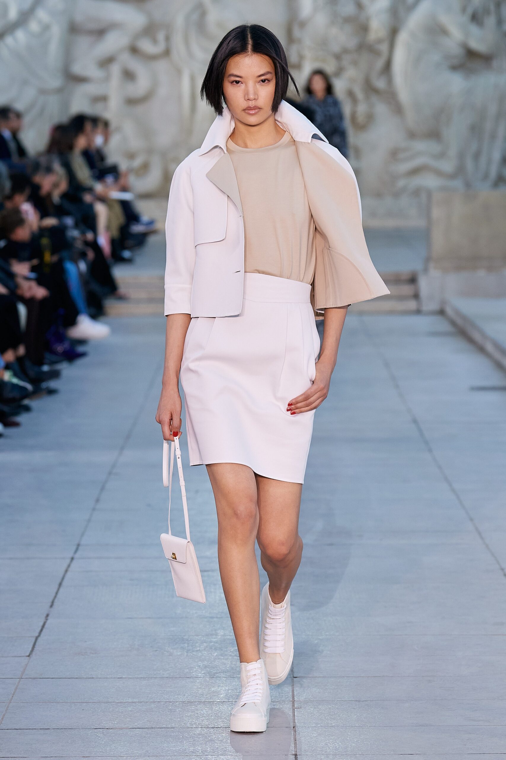 white leather structured bag
