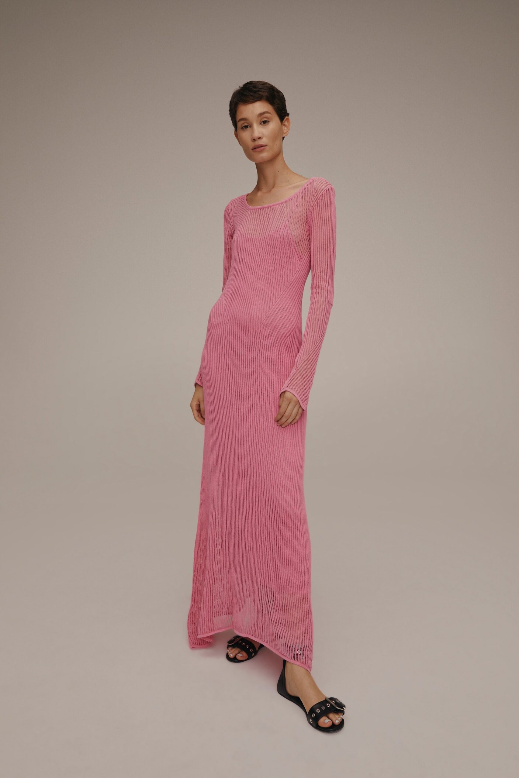 fitted pink ribbed maxi dress