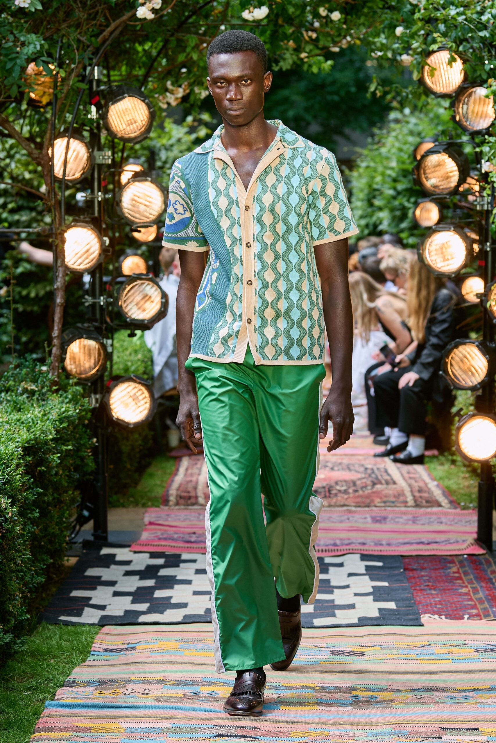 green printed short-sleeve shirt and pants