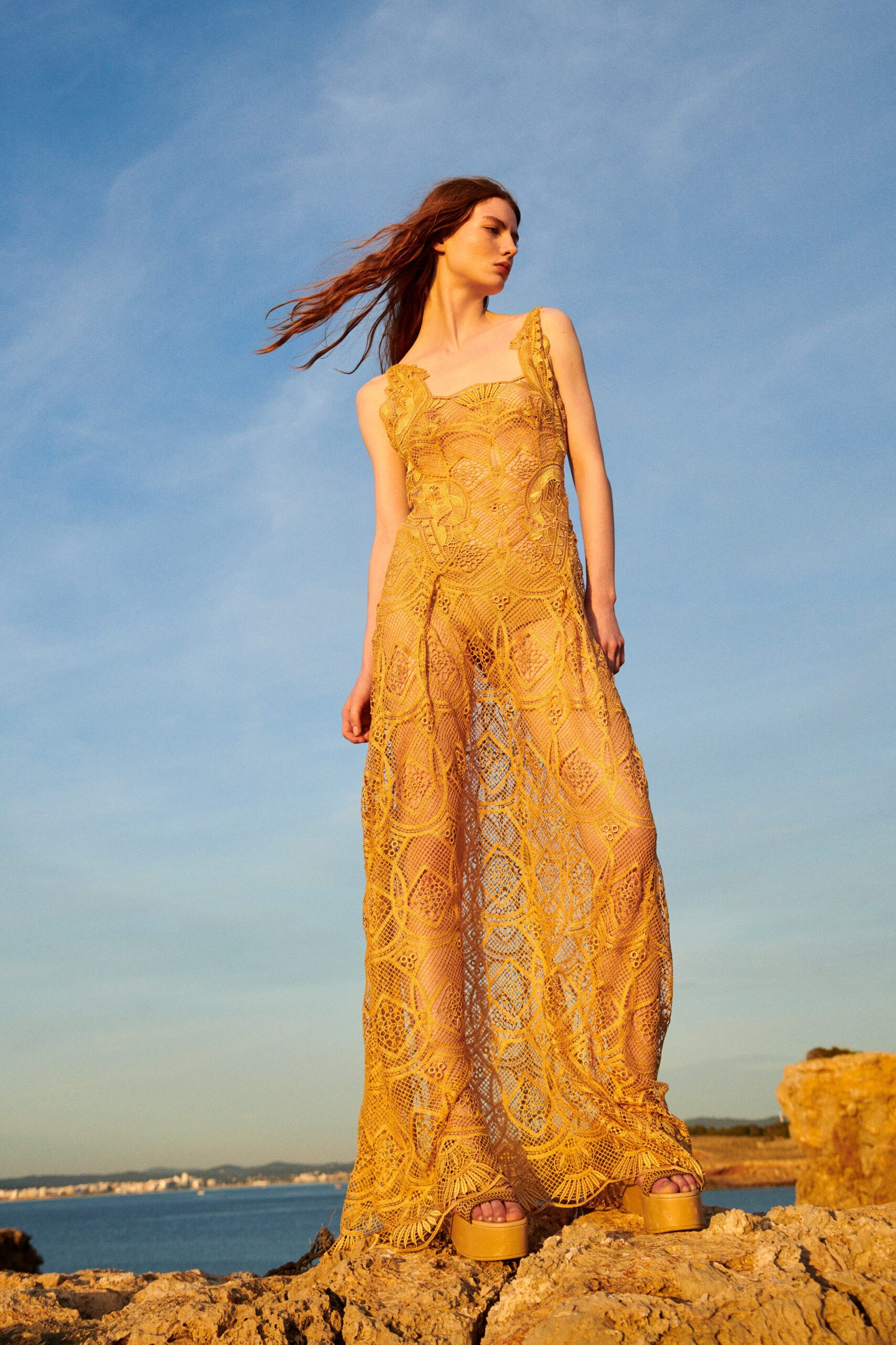 yellow lace sleeveless dress