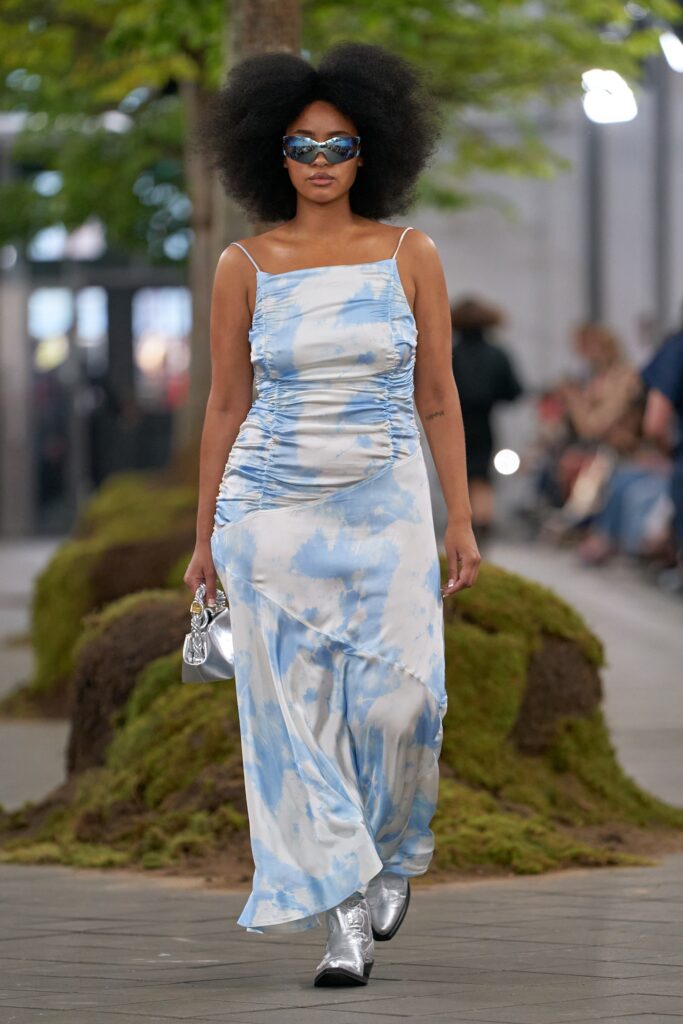 blue and white ruched midi dress