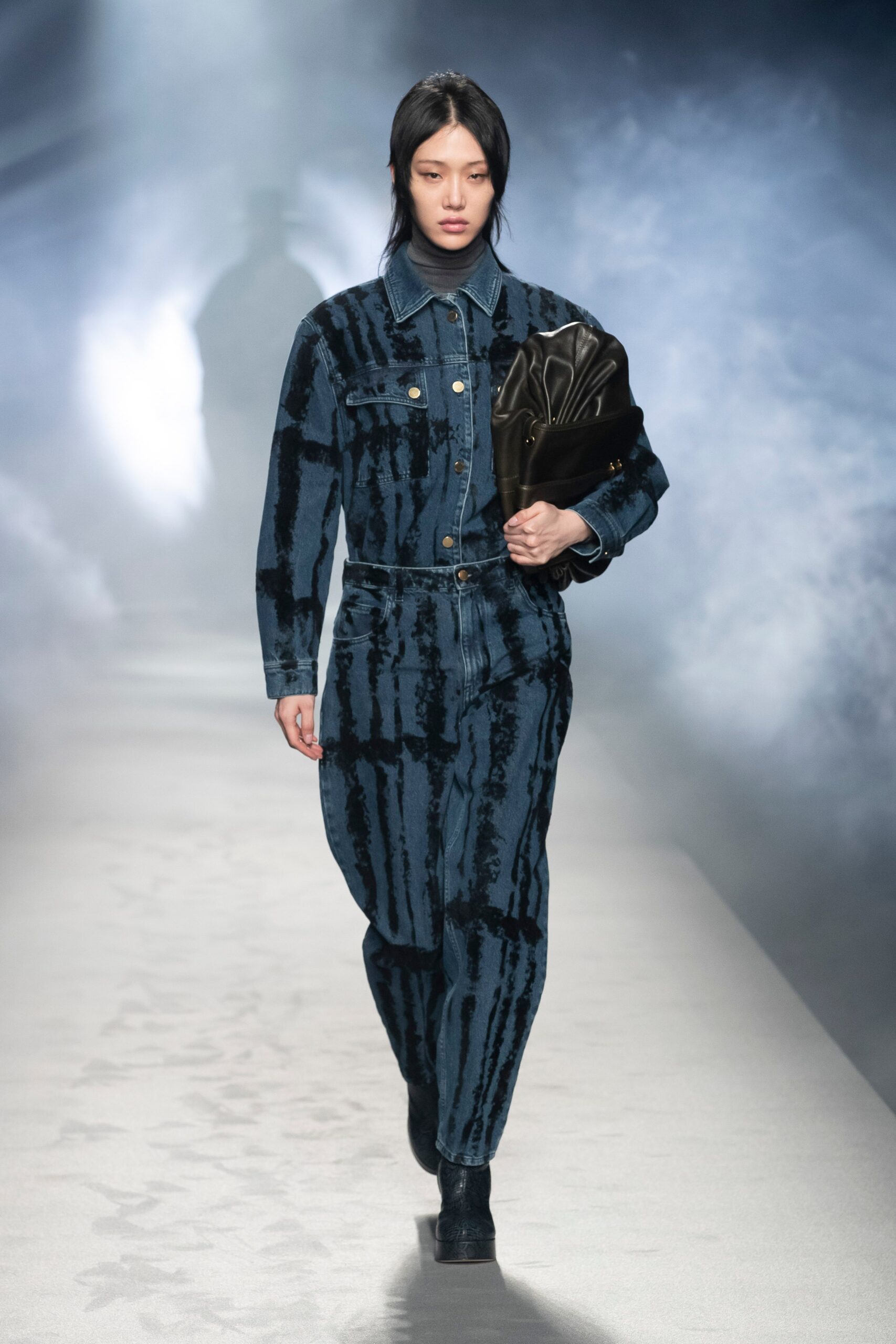 blue denim long-sleeve collared fitted buttoned jacket