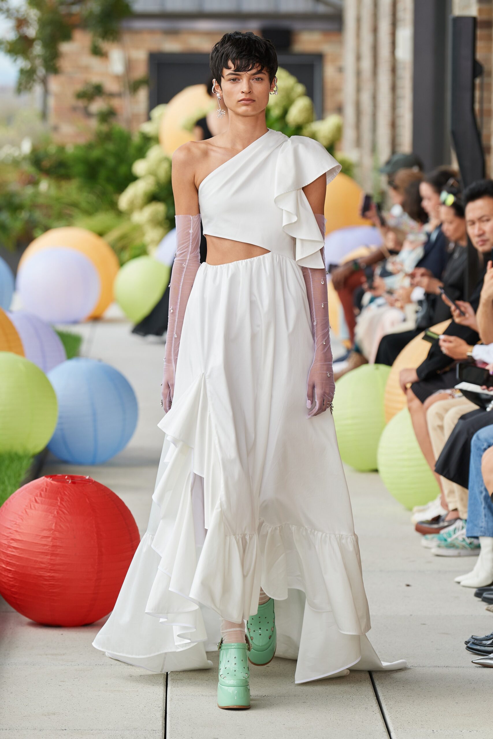 white fitted asymmetric dress