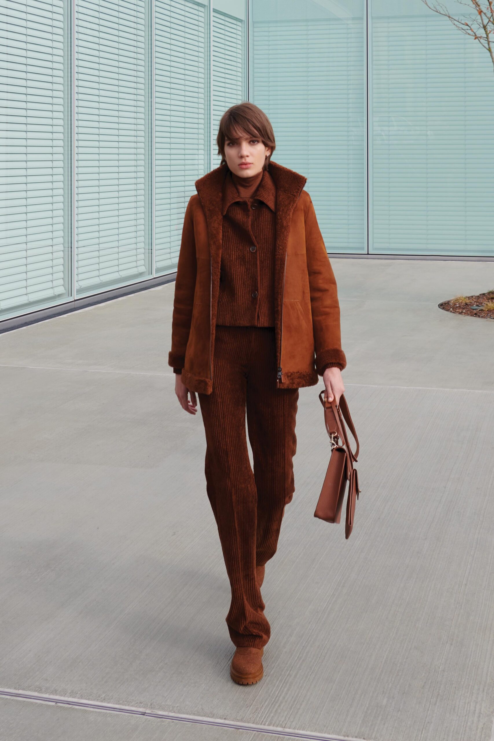 brown cotton fitted ribbed pants