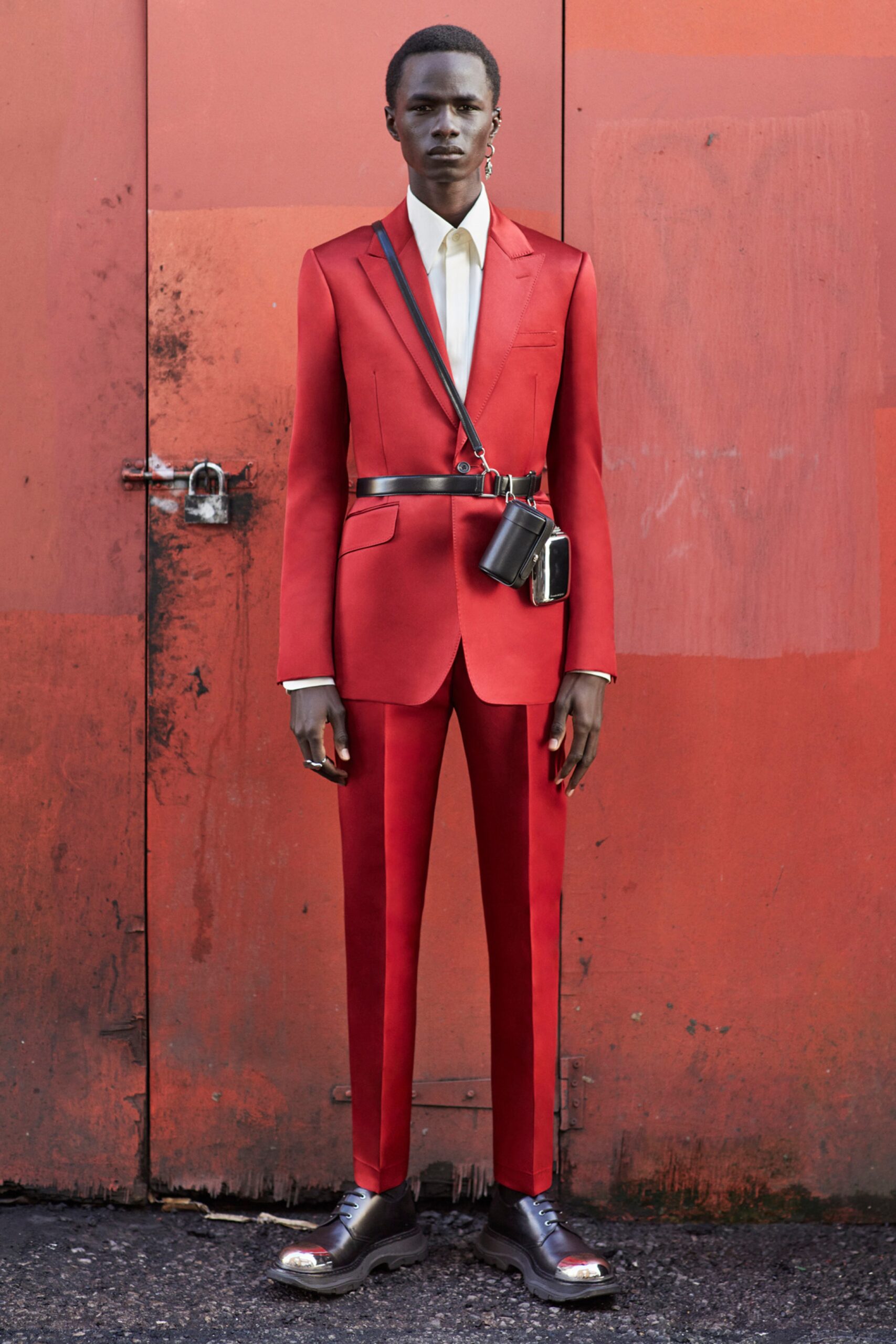 red cotton long-sleeve collared tailored buttoned suit