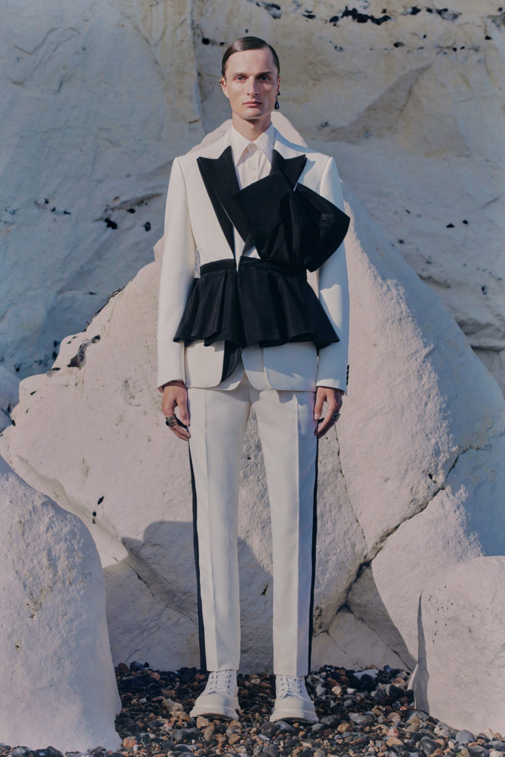 black cotton long-sleeve collared structured layered blazer