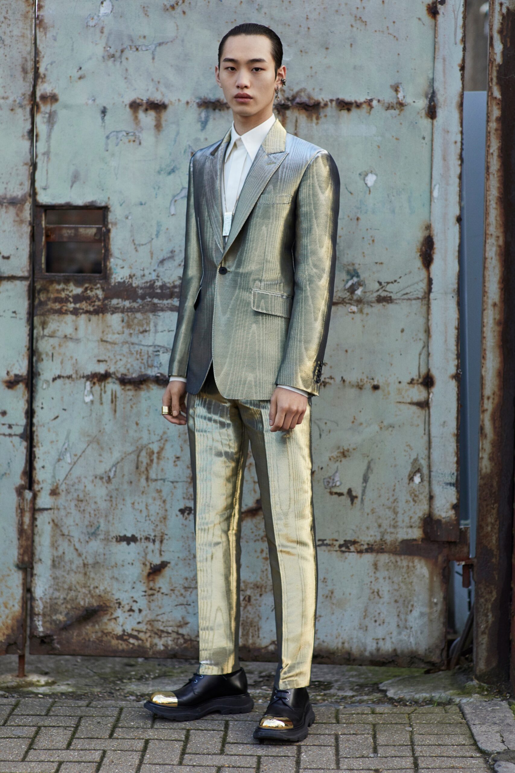 gold silk long-sleeve collared tailored striped buttoned suit