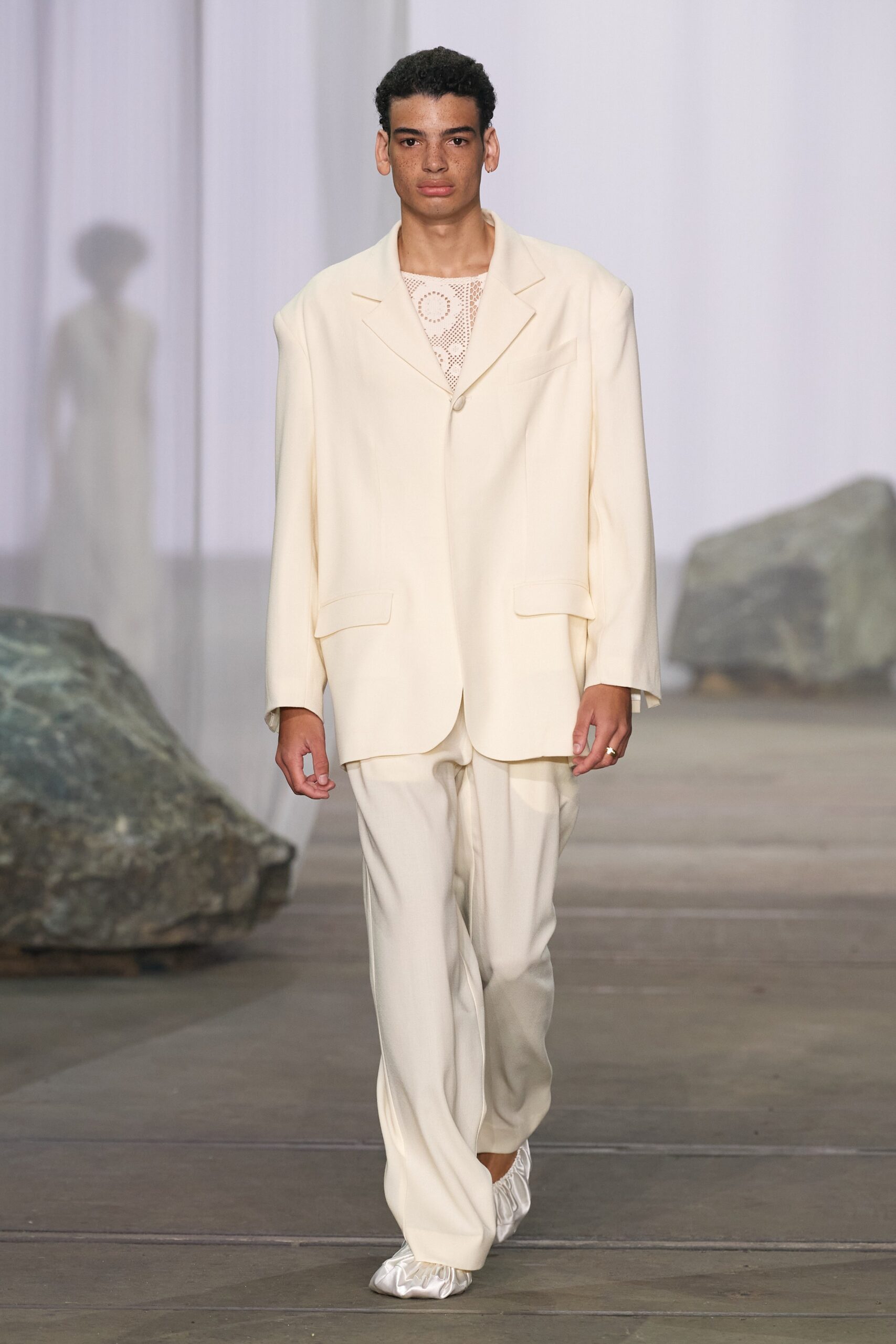 white oversized blazer and pants