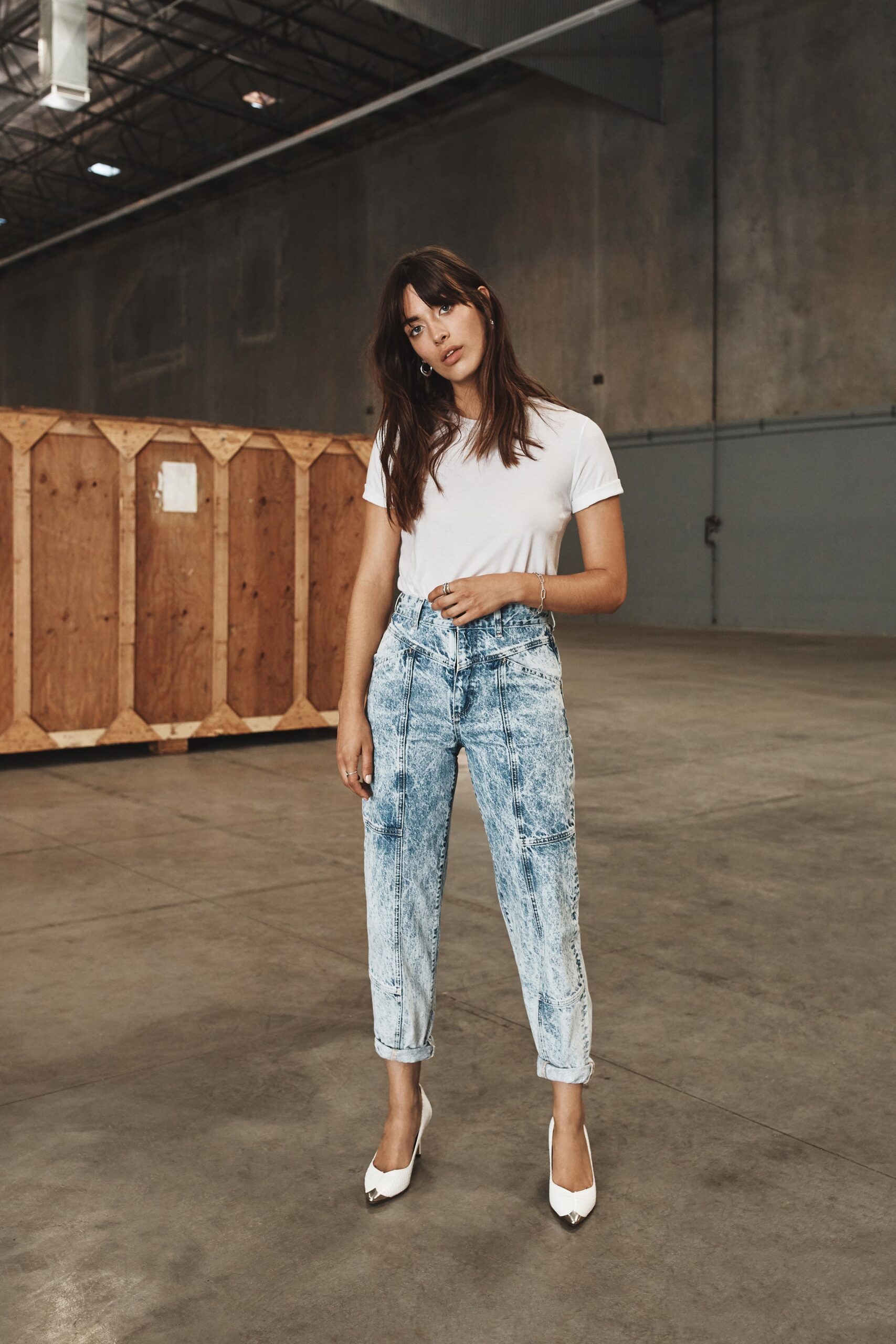 white t-shirt with blue jeans