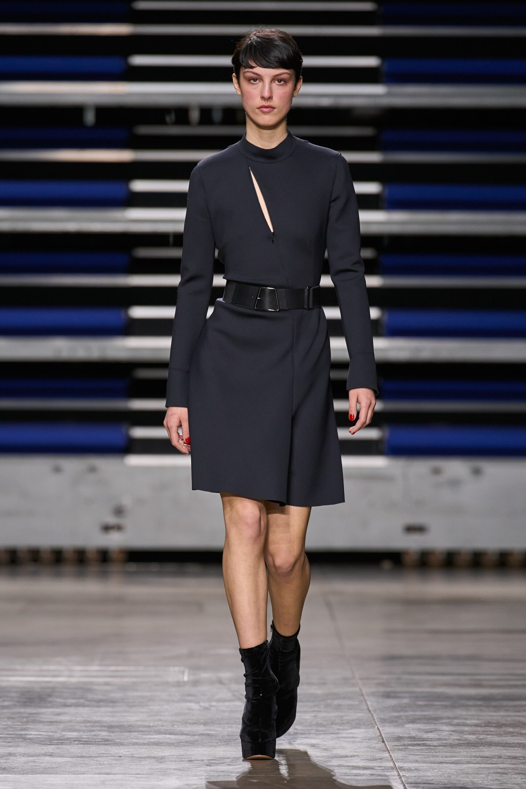 black neoprene fitted dress