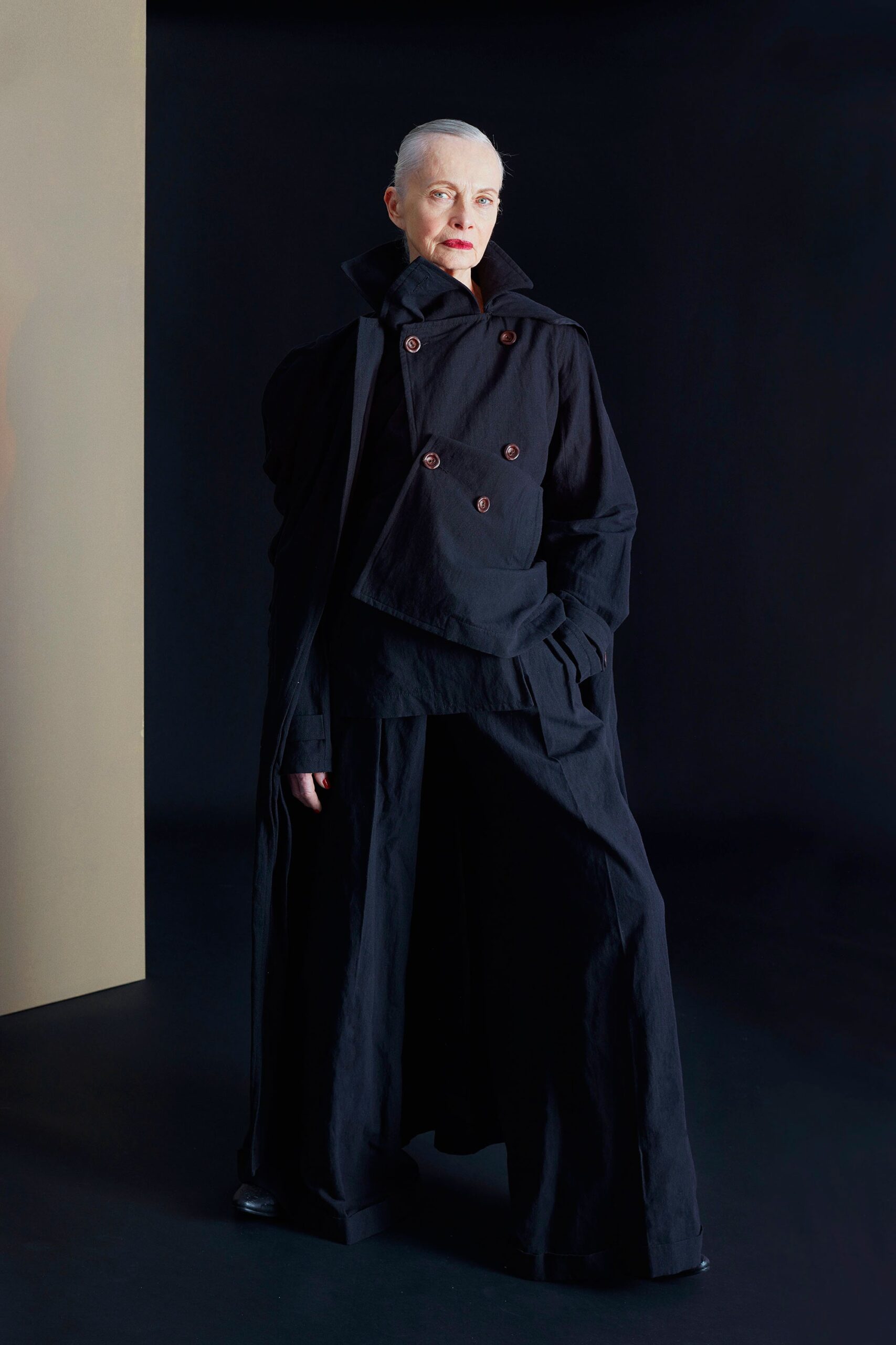 black cotton long-sleeve double-breasted oversized layered coat