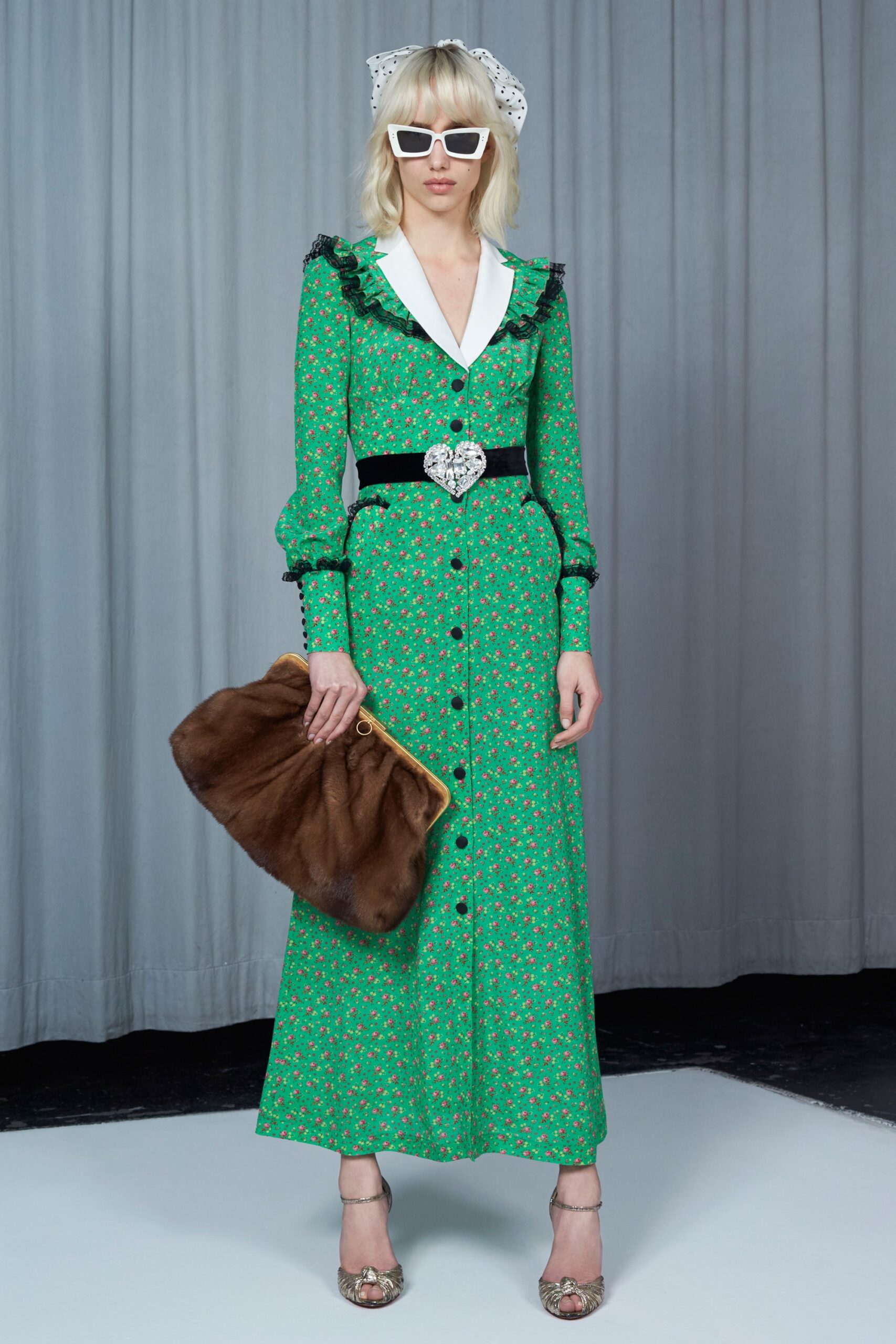 green cotton long-sleeve collared fitted floral buttoned dress
