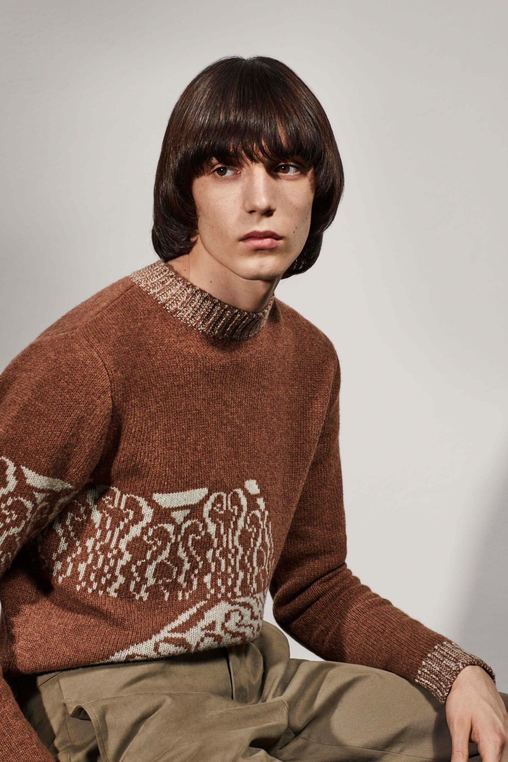brown wool long-sleeve collared fitted printed sweater