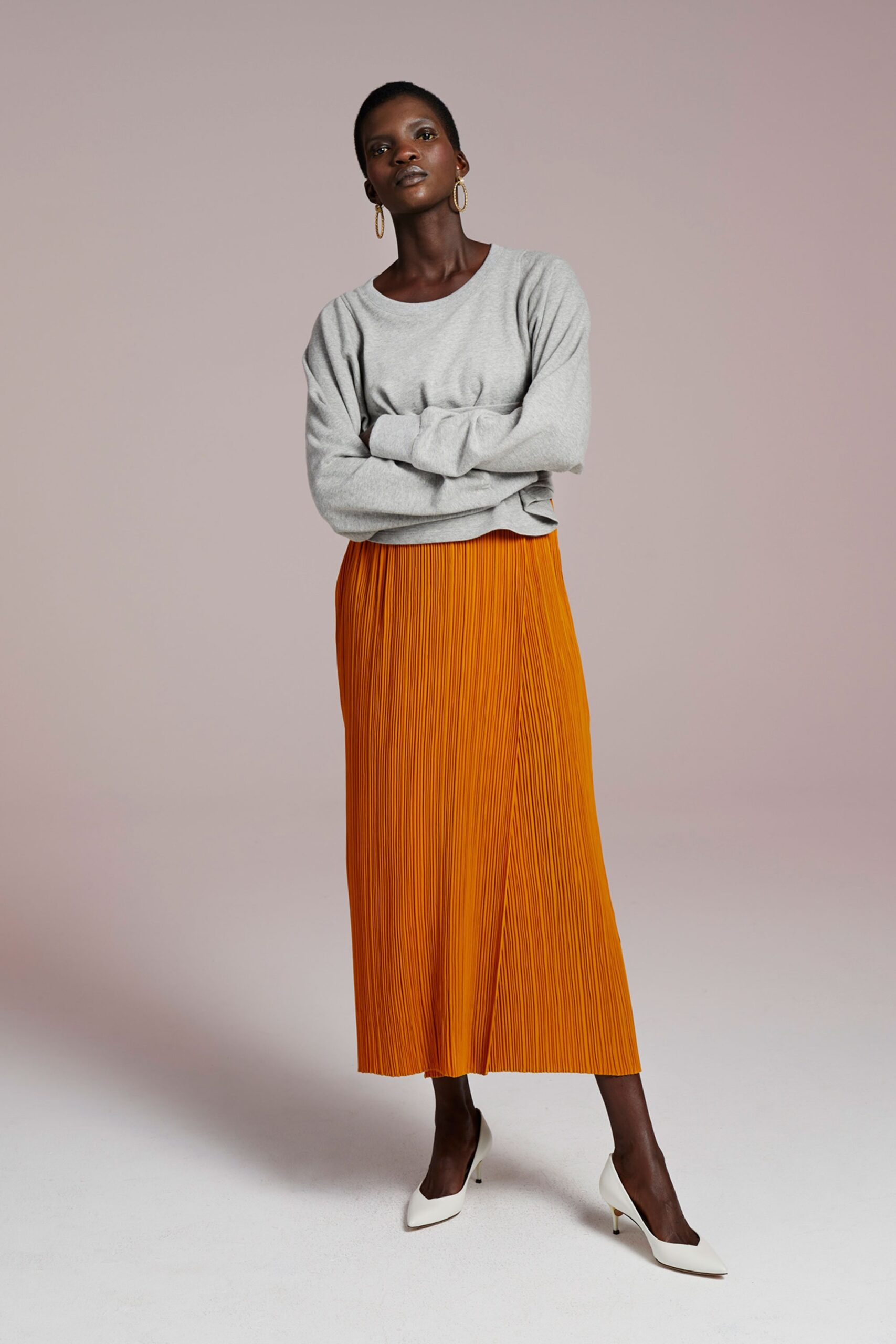 gray wool long-sleeve collared relaxed ribbed sweater