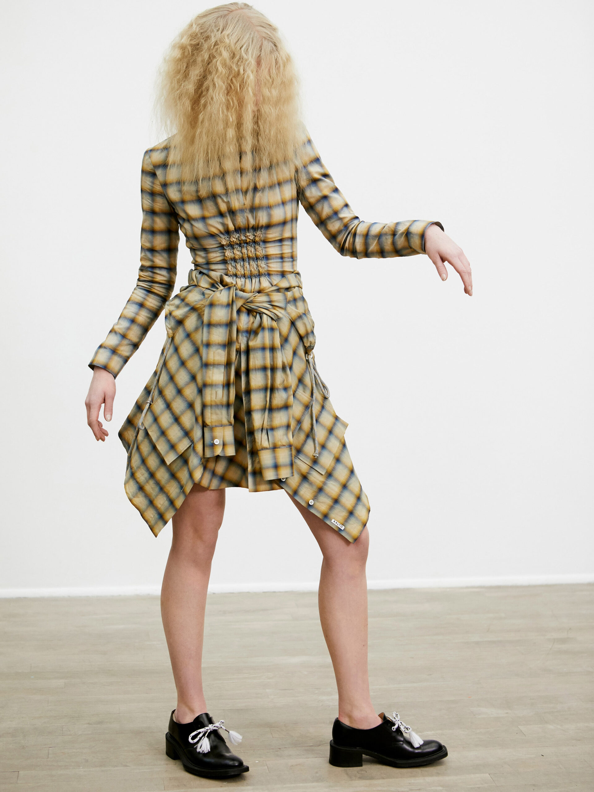 yellow cotton long-sleeve v-neck fitted checked ruched dress