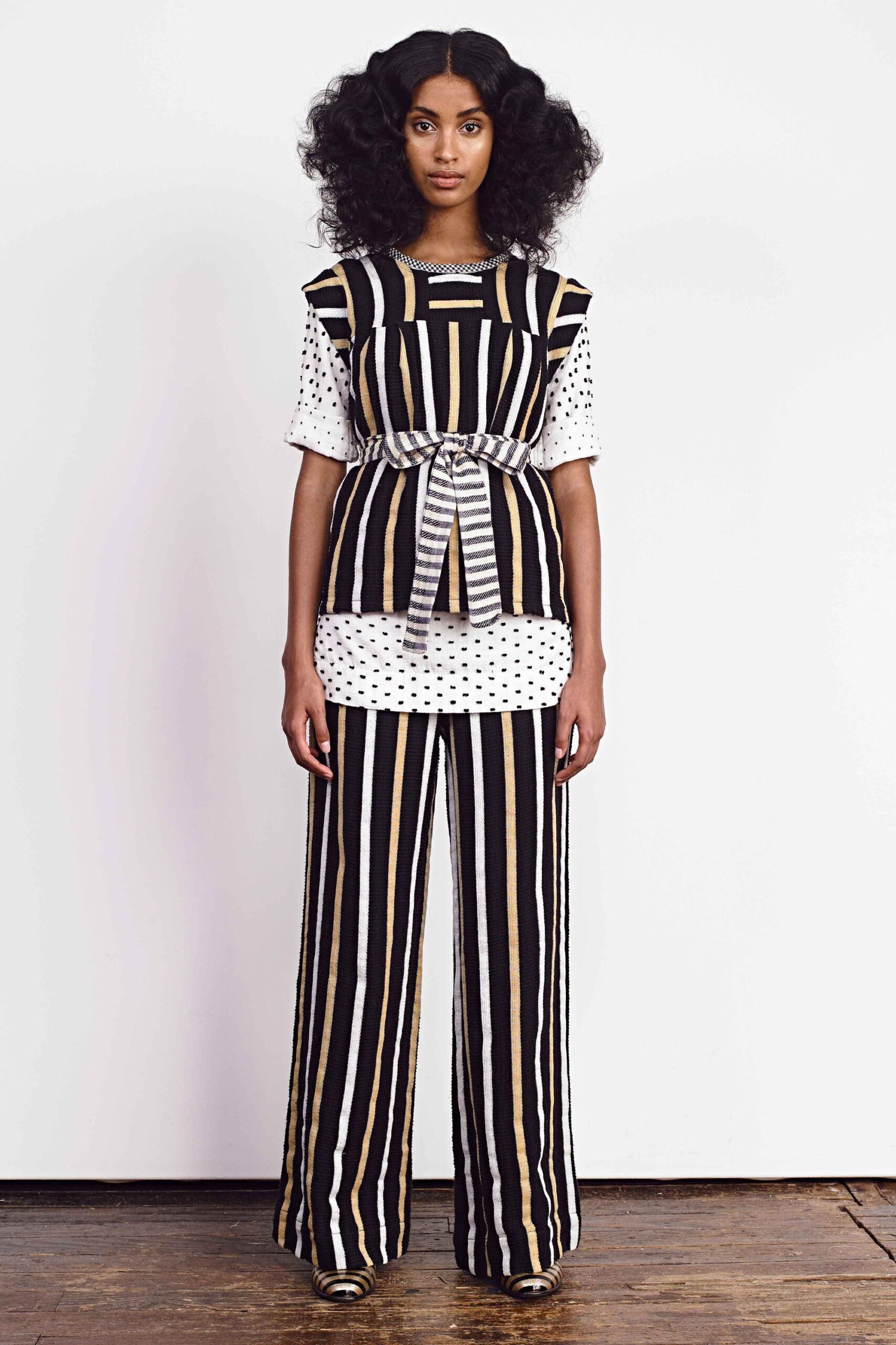 black short-sleeve collared relaxed striped belted top
