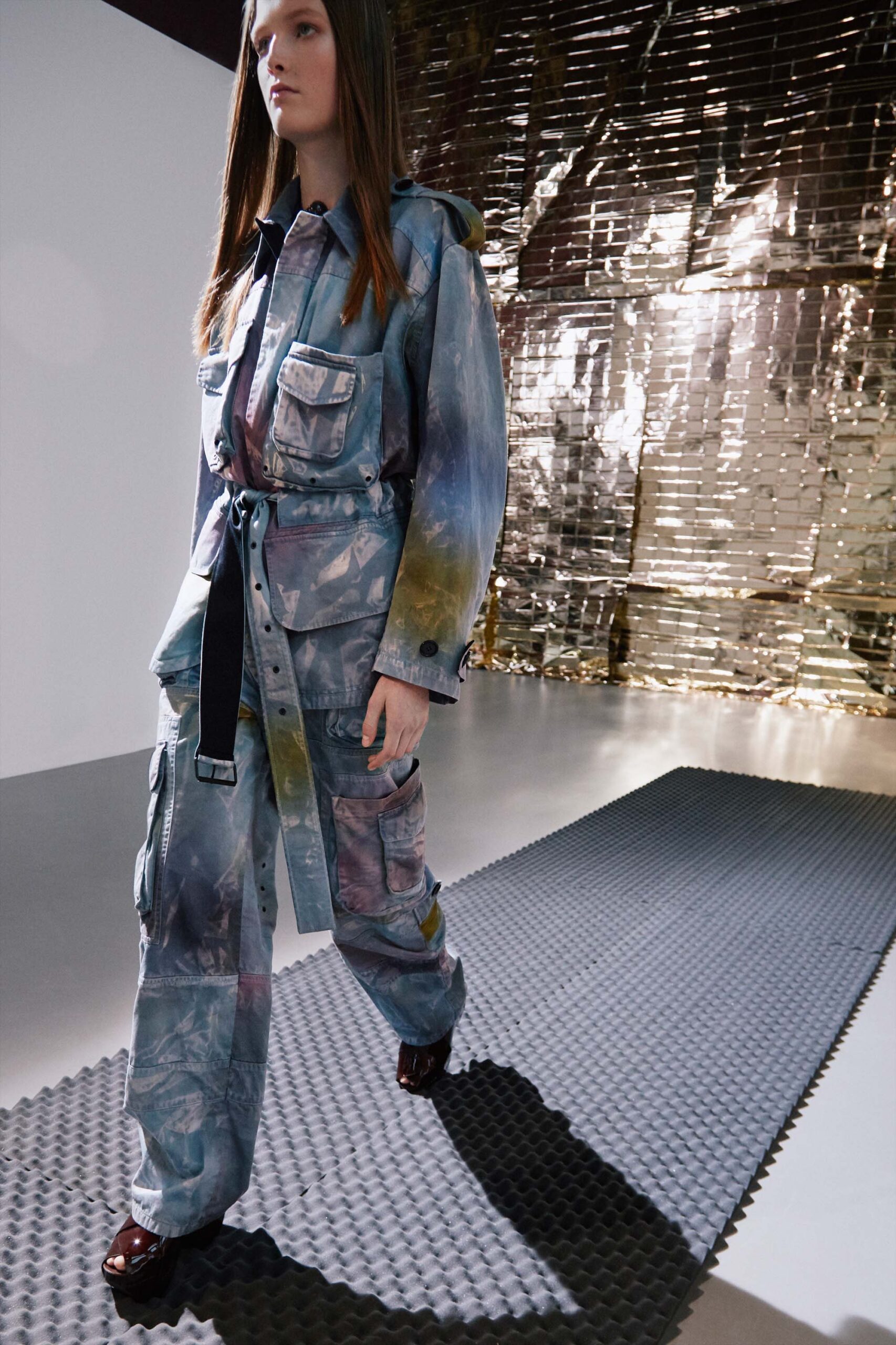 blue cotton relaxed cargo pants