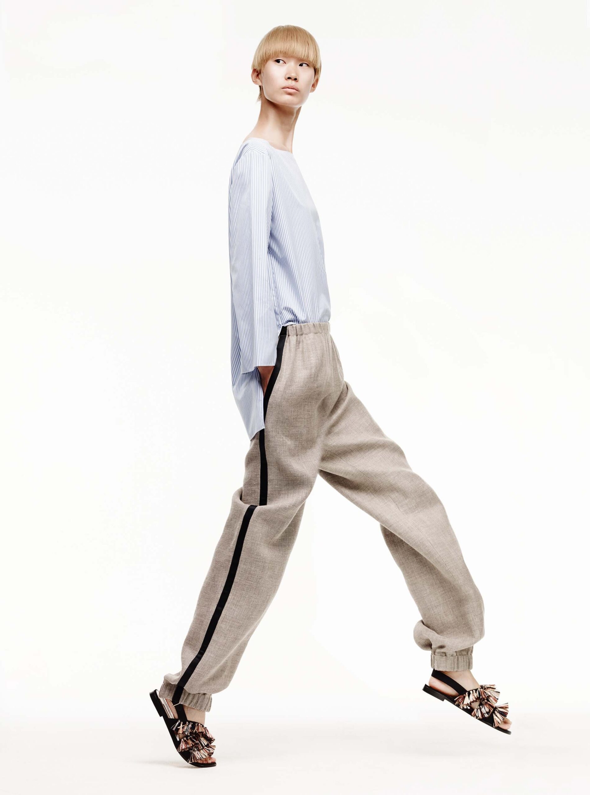 beige linen relaxed pockets pants