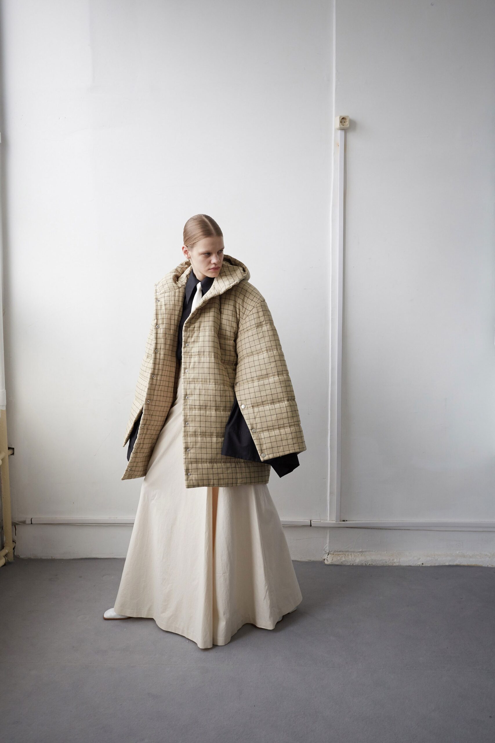 beige cotton long-sleeve hooded oversized quilted coat