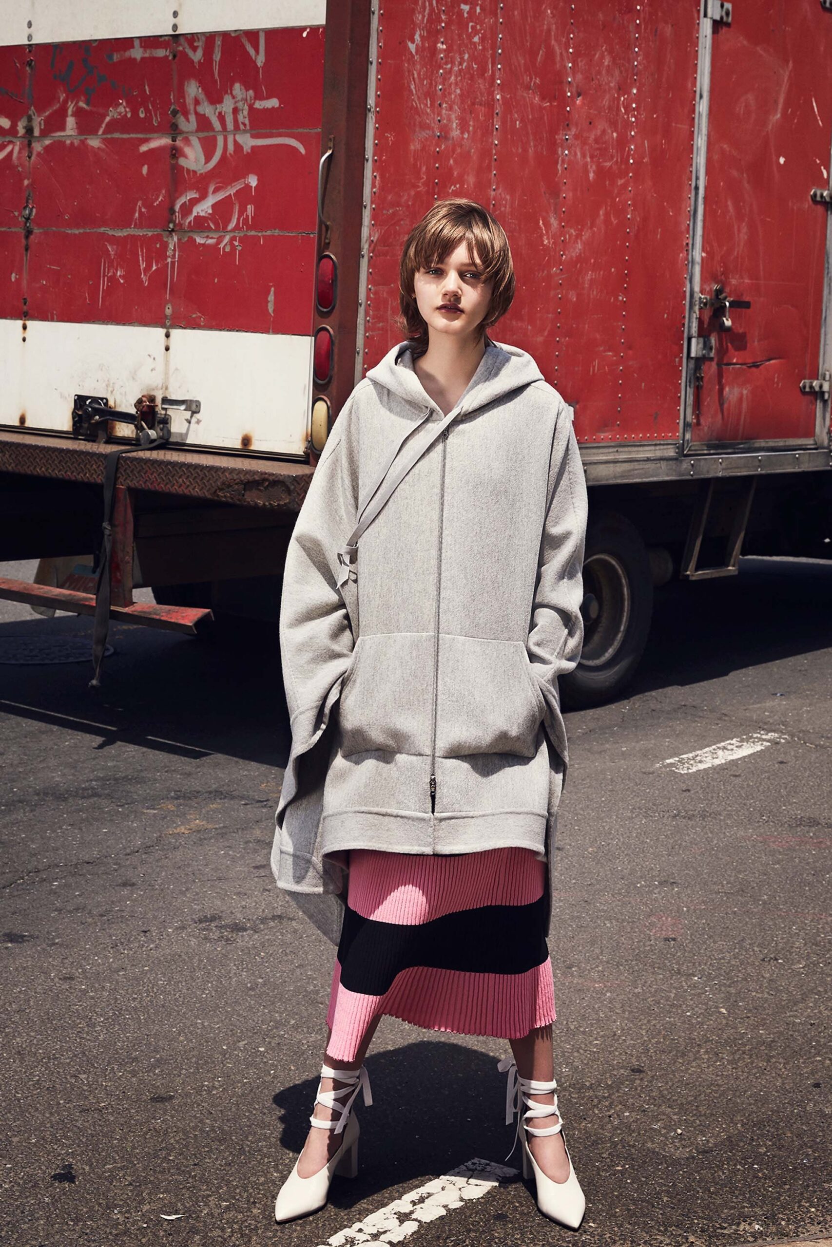 gray oversized hoodie with pink skirt