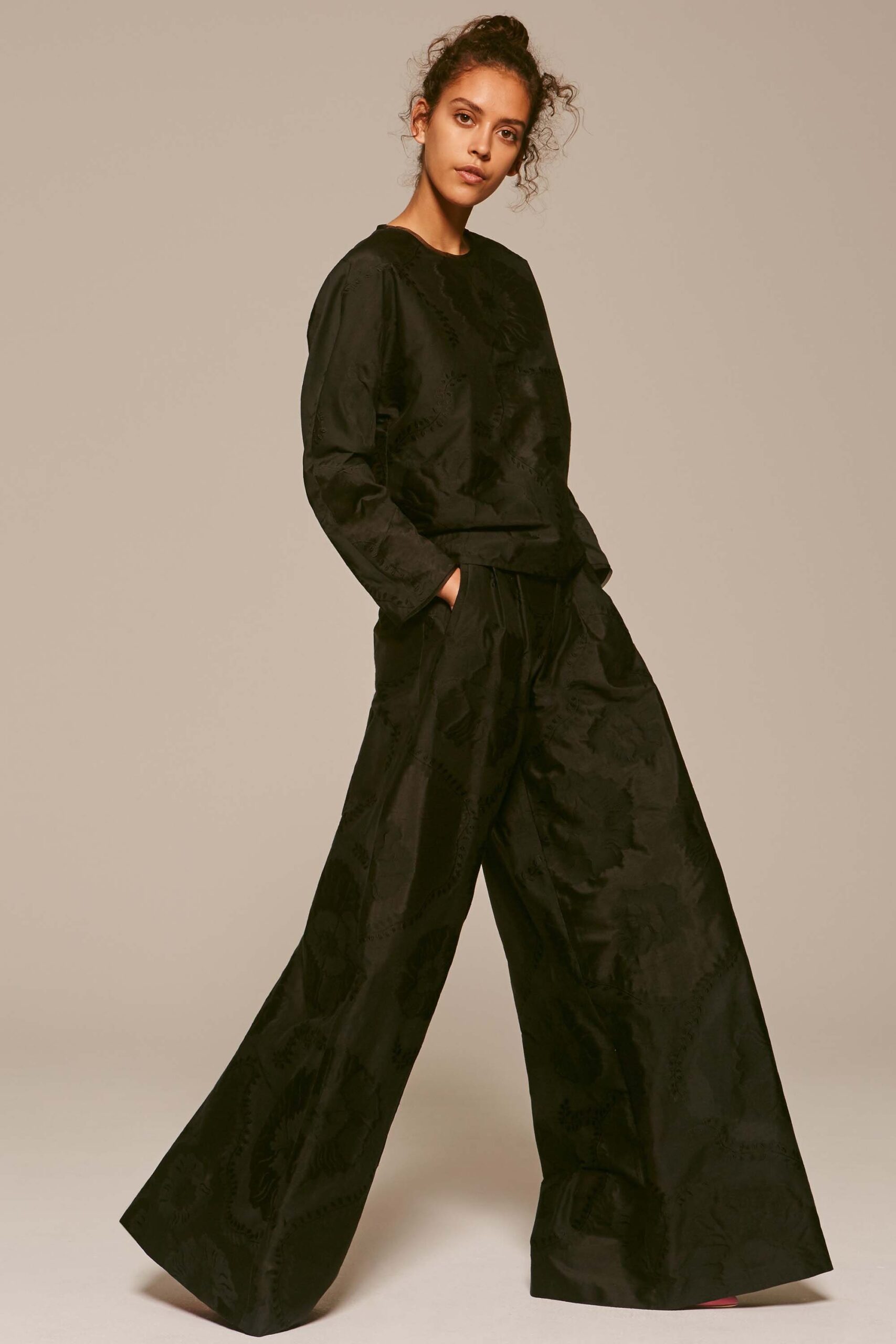 black cotton long-sleeve collared relaxed top
