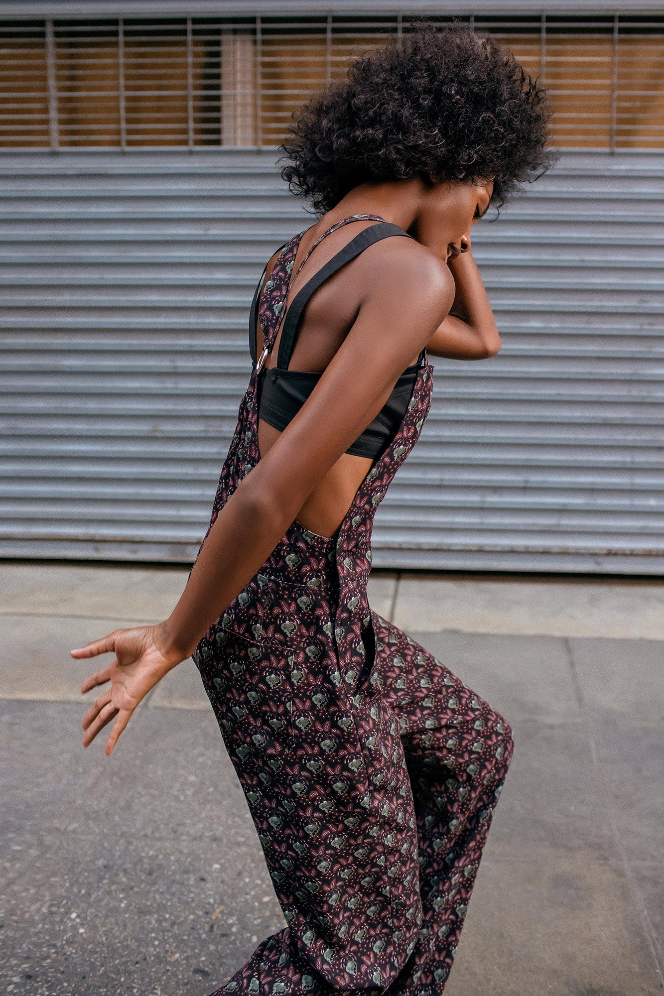 purple printed sleeveless jumpsuit