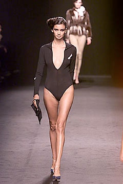 black fitted sleeveless bodysuit