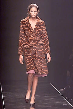 brown cotton long-sleeve collared relaxed belted printed coat