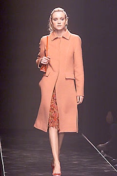 coral wool long-sleeve collared fitted buttoned coat