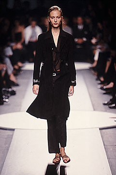 black silk long-sleeve collared fitted buttoned coat