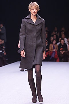 gray wool fitted coat with brown boots