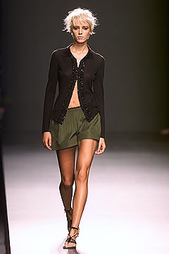 green cotton relaxed pleated short shorts