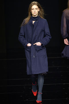 blue cotton relaxed coat with red shoes