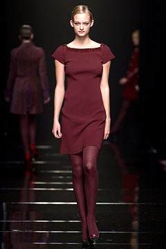 fitted maroon short-sleeve dress