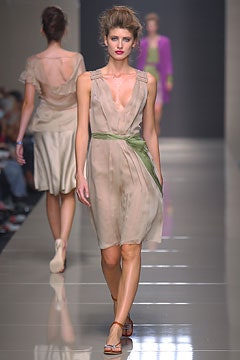 beige silk sleeveless dress