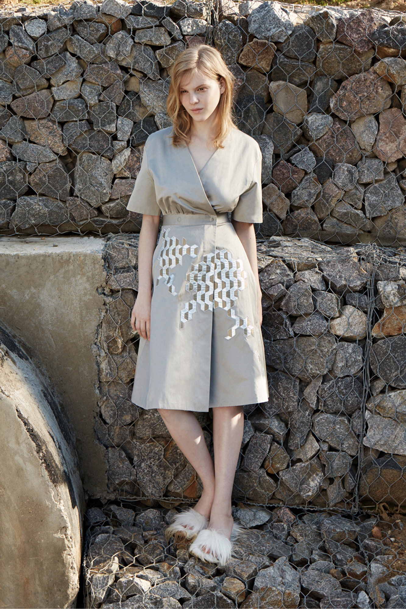 beige cotton short-sleeve v-neck fitted pleated midi dress