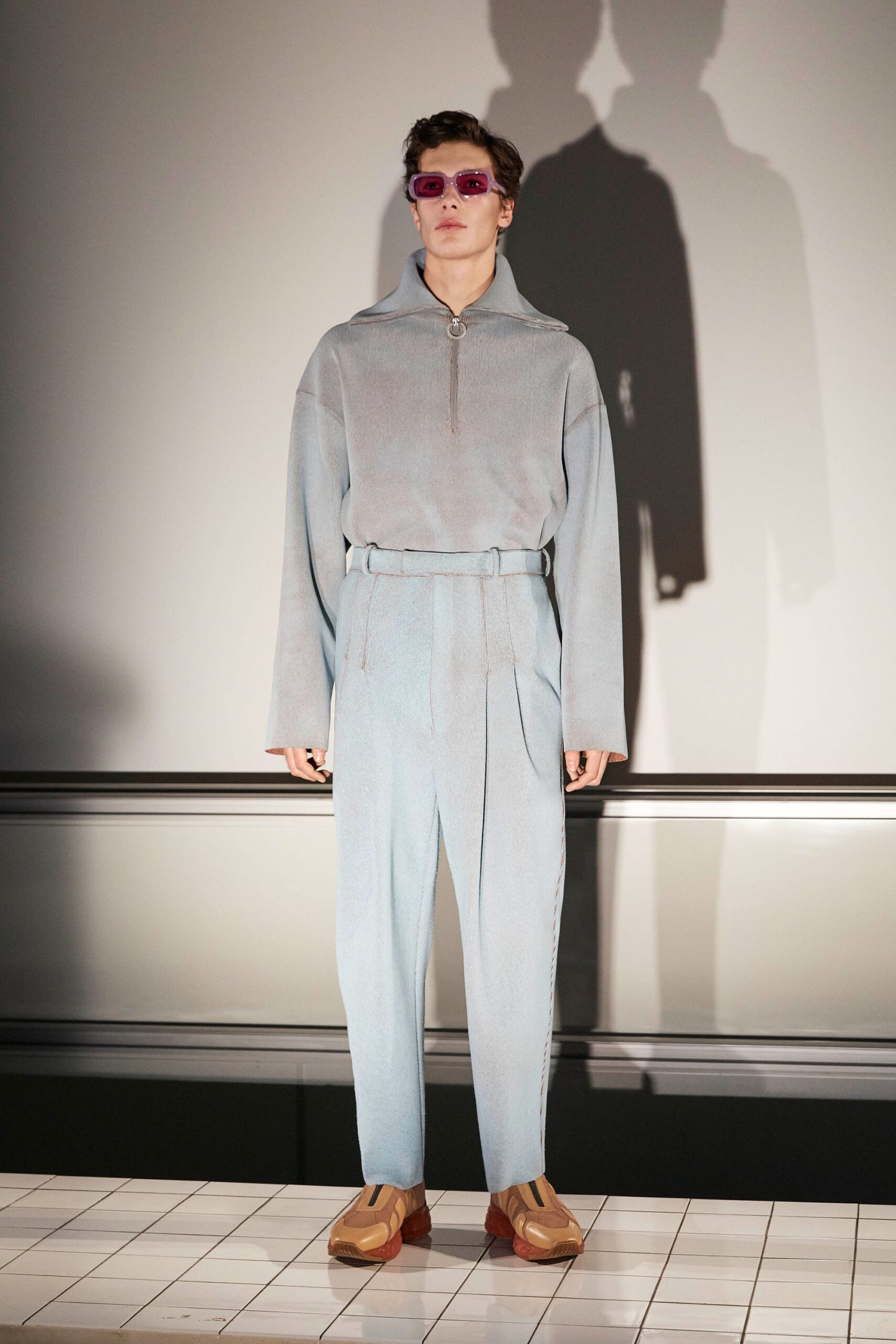 blue wool long-sleeve collared relaxed zippered pleated jacket