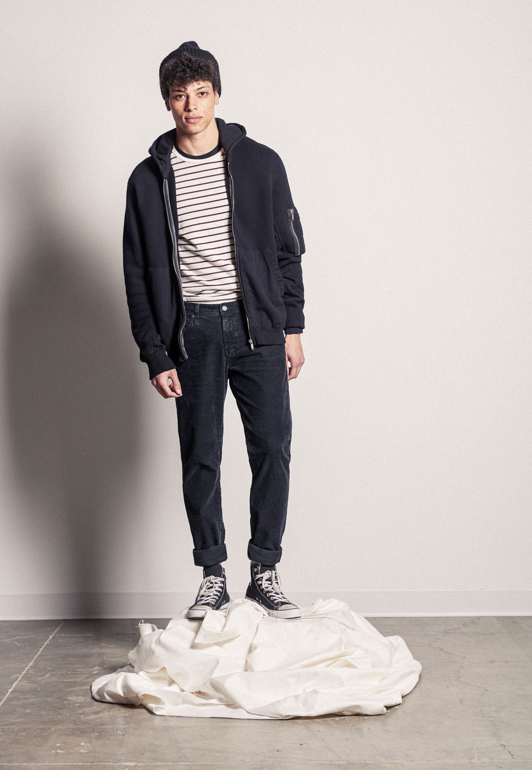 black denim slim straight-leg jeans