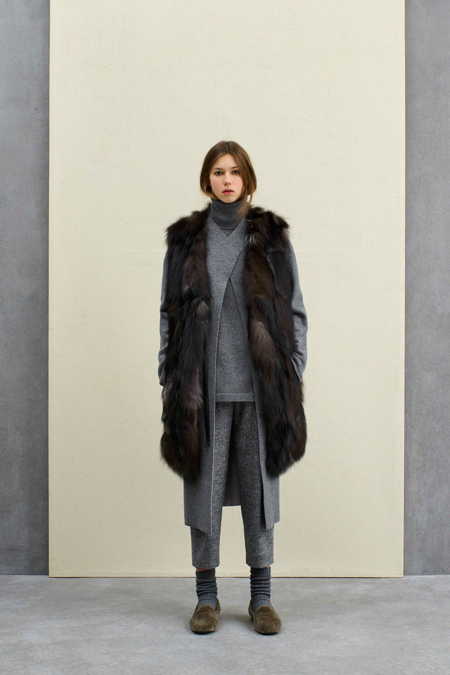 gray fur long-sleeve relaxed layered coat