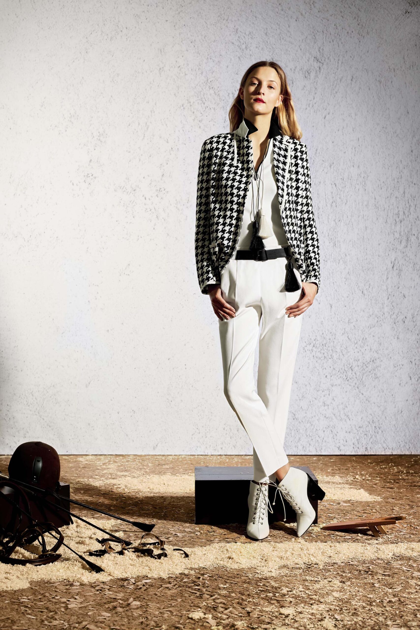 black and white tailored blazer outfit