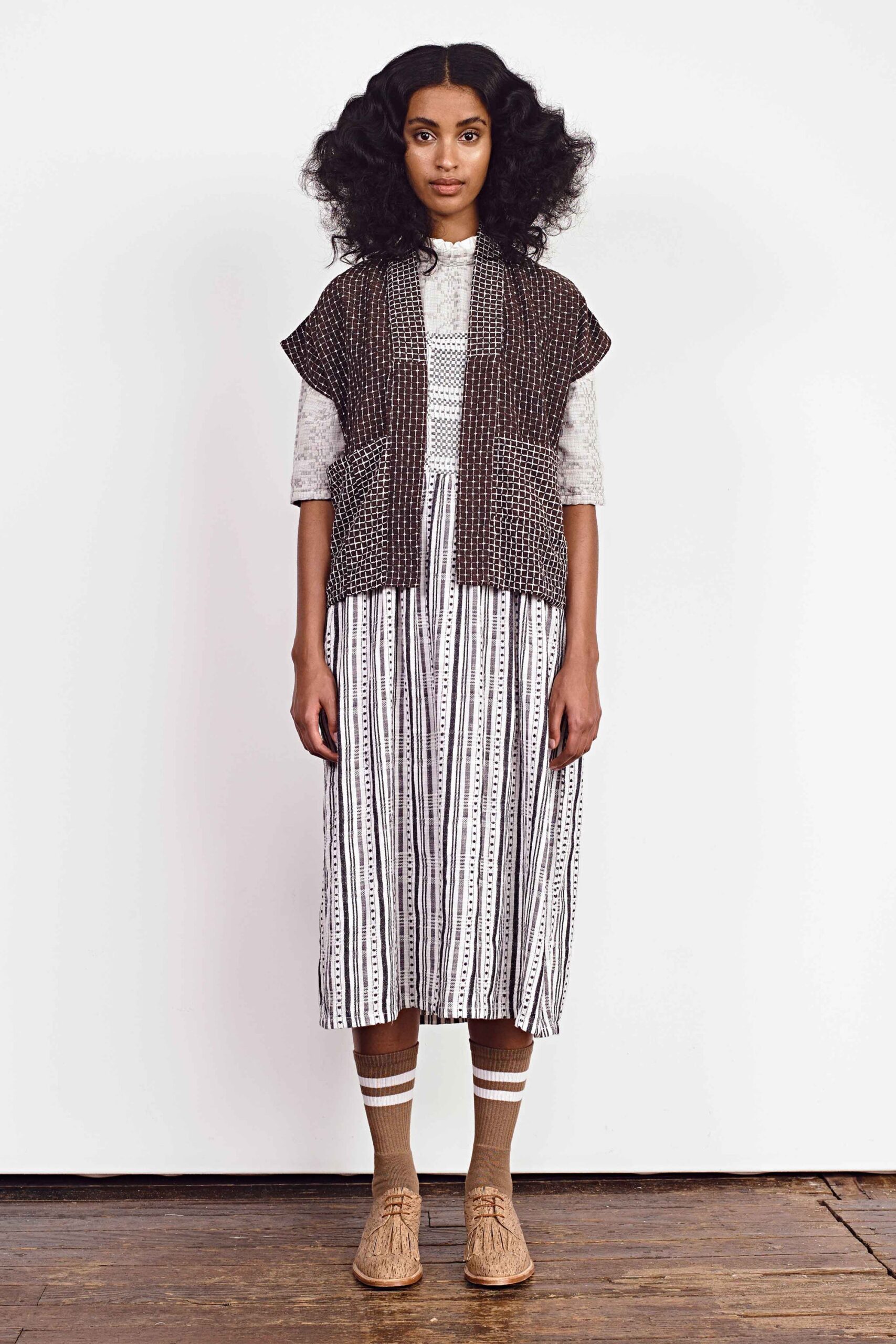 brown cotton sleeveless relaxed layered vest
