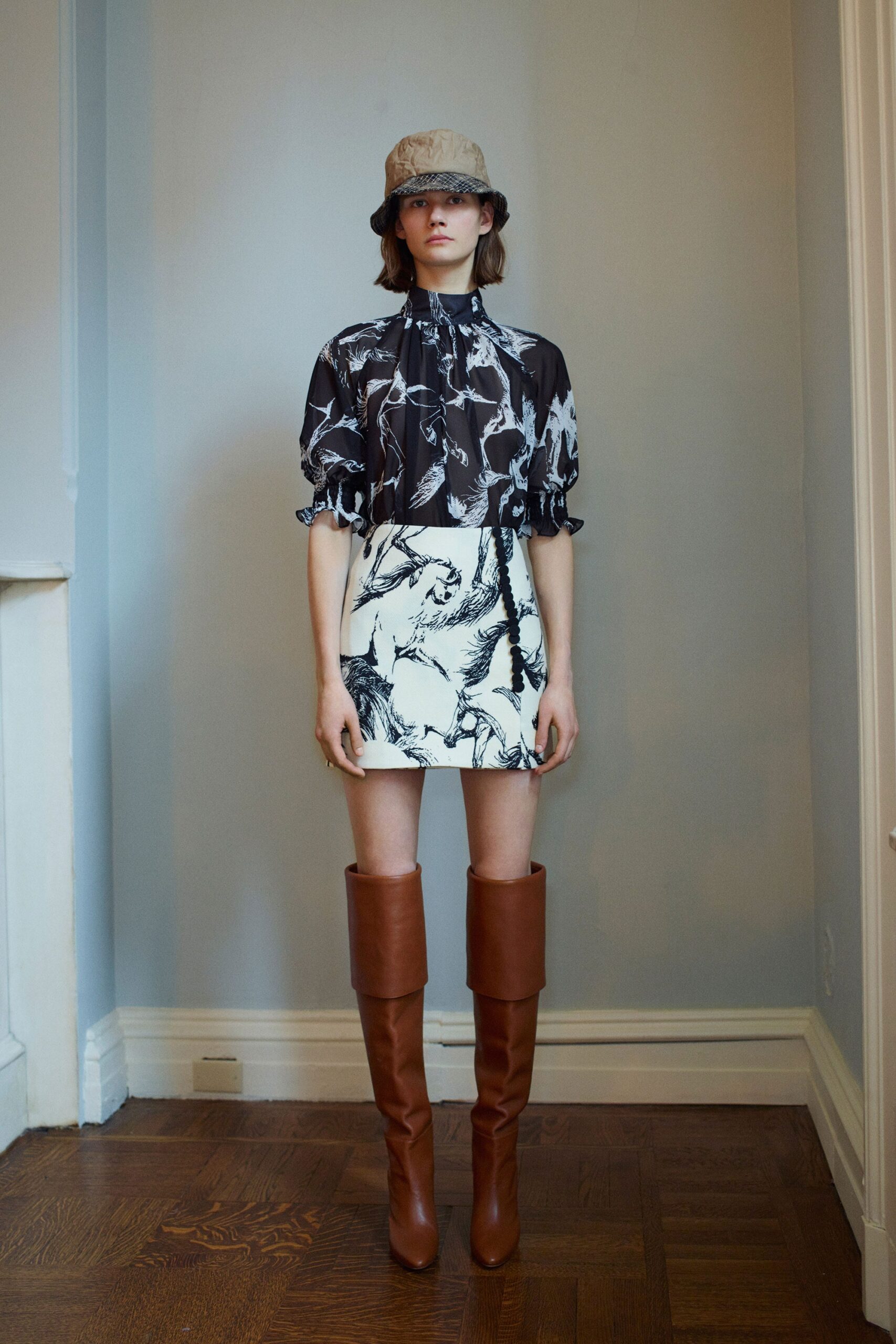 black and white ruffled blouse with pencil skirt