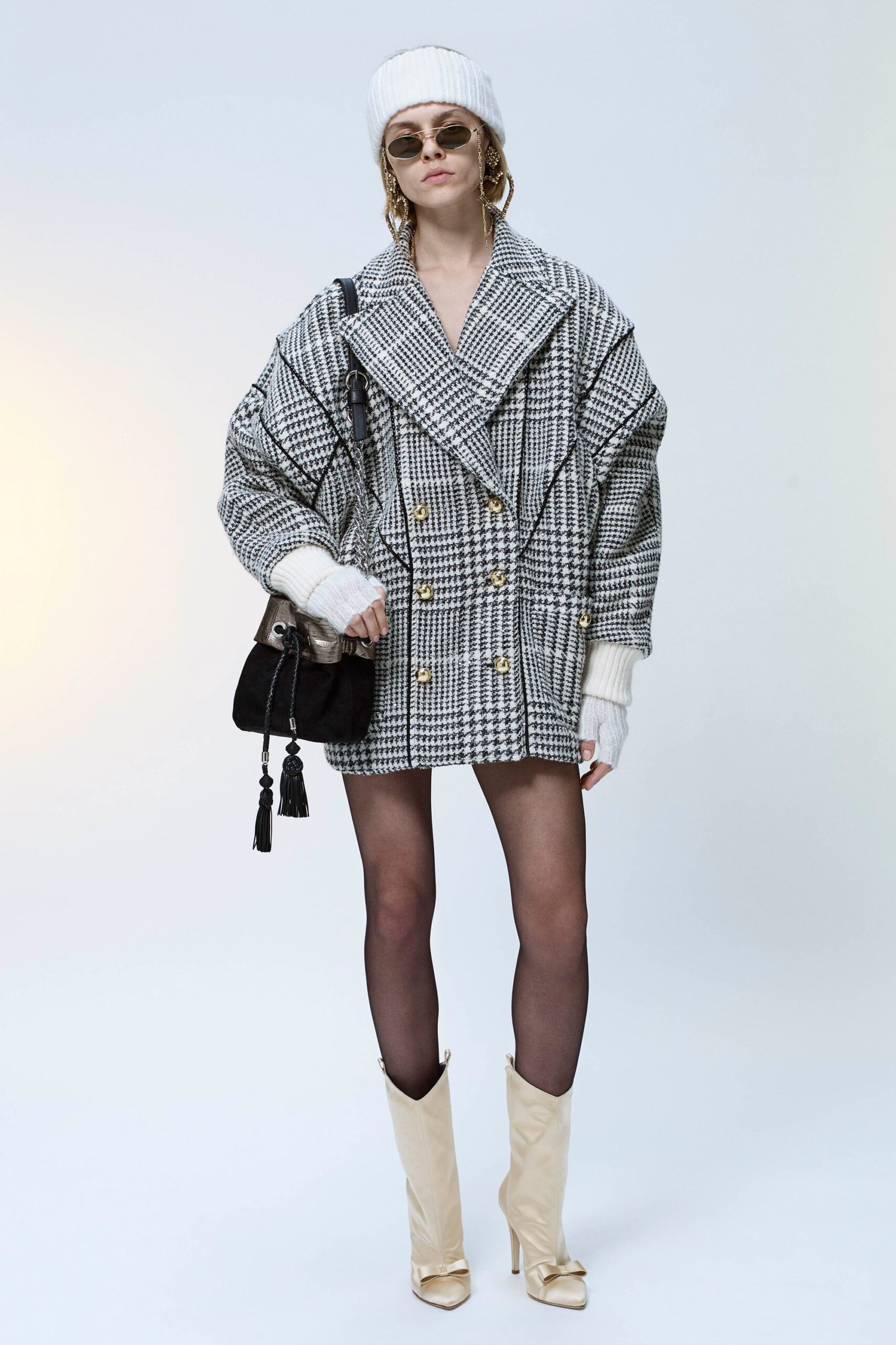black cotton long-sleeve collared oversized checked short blazer